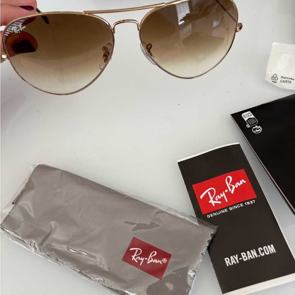 Ray-Ban Gold Aviator Sunglasses with Brown Lenses ORB3025 - Picture 4 of 7